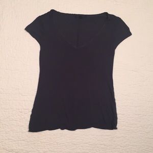 GAP - Ultra Soft Navy V-Neck Tee